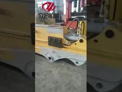 Prueba de la disposición del brazo corredizo telescópico de la excavadora